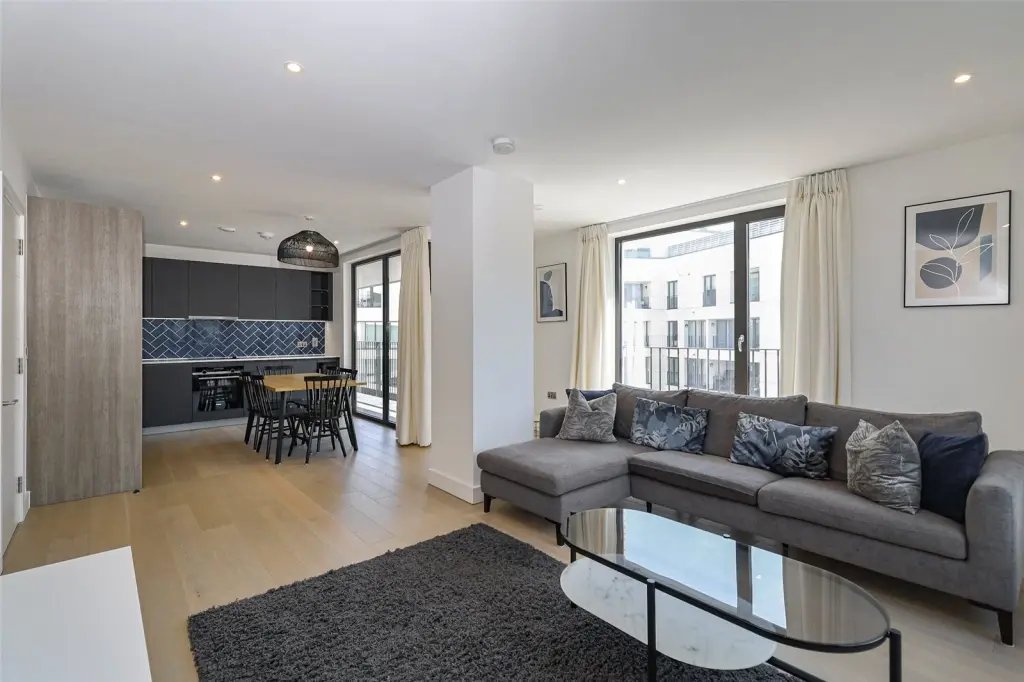 Apartment in St Leonard Shoreditch, Hackney, England 2 - 19125525