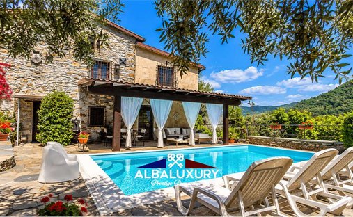Villa in Avegno, Ligurien, Italien 1