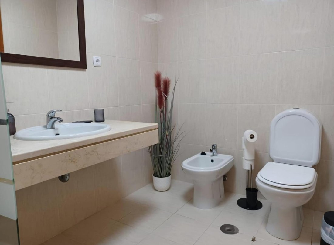 Appartamento a Santo Antonio, Madera, Portogallo 2 - 19128794