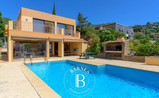 Villa à Le Lavandou, Provence-Alpes-Côte d'Azur, France 1