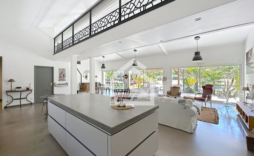 Casa a Zone Industrielle, Blanquefort, Francia 1