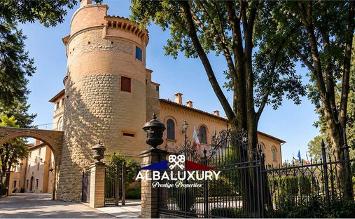 Chateau in Deruta, Umbrien, Italien 1
