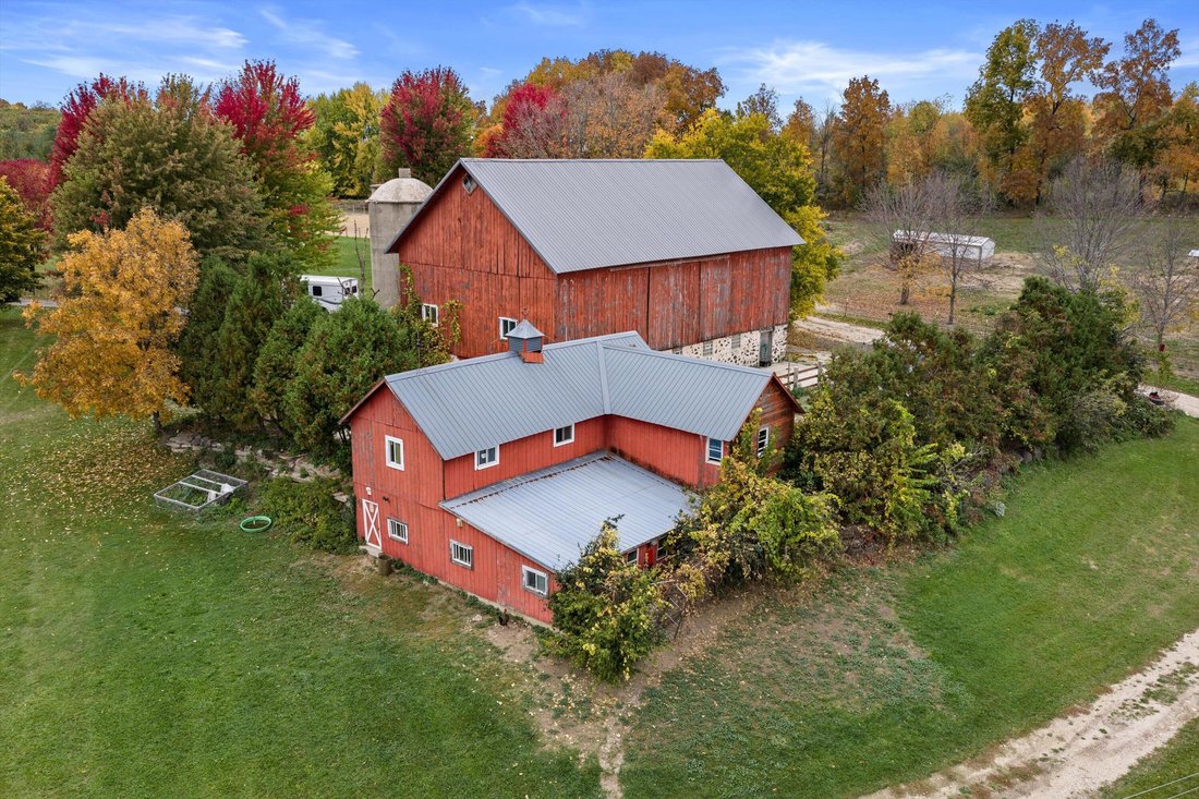 House in Ashippun, Wisconsin, United States 2 - 19131259