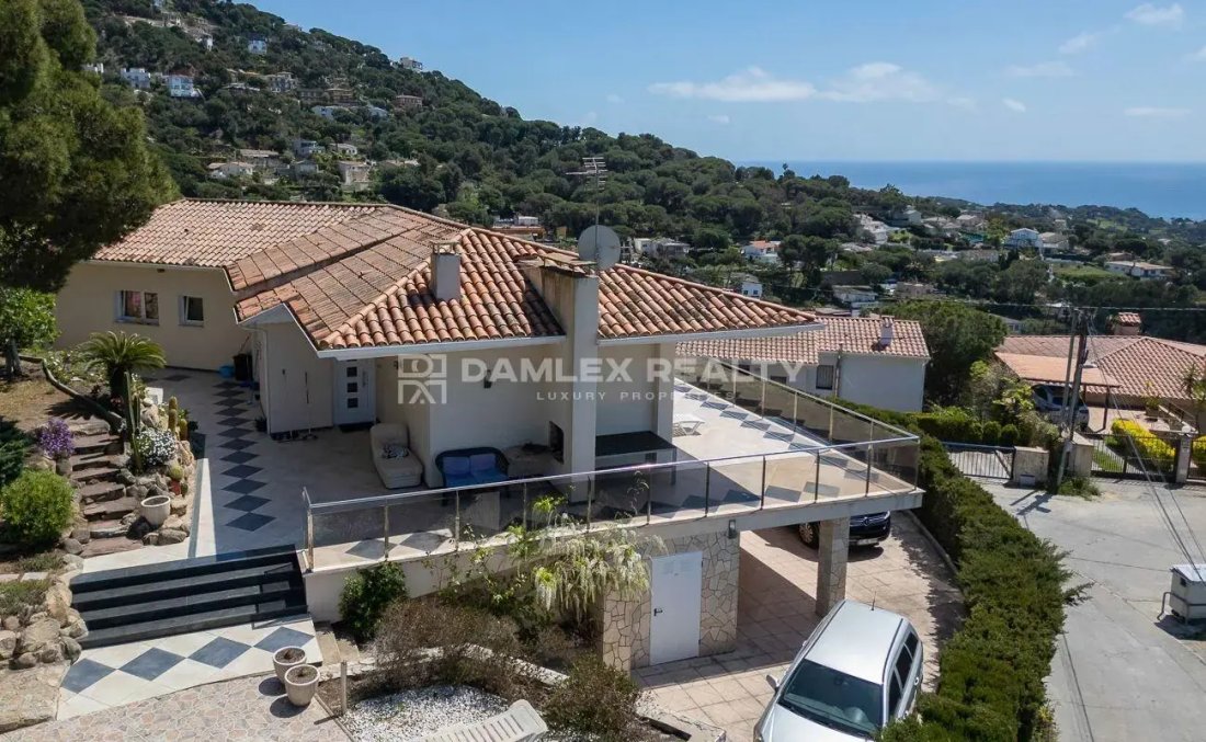 Haus in Lloret de Mar, Katalonien, Spanien 4 - 10731577