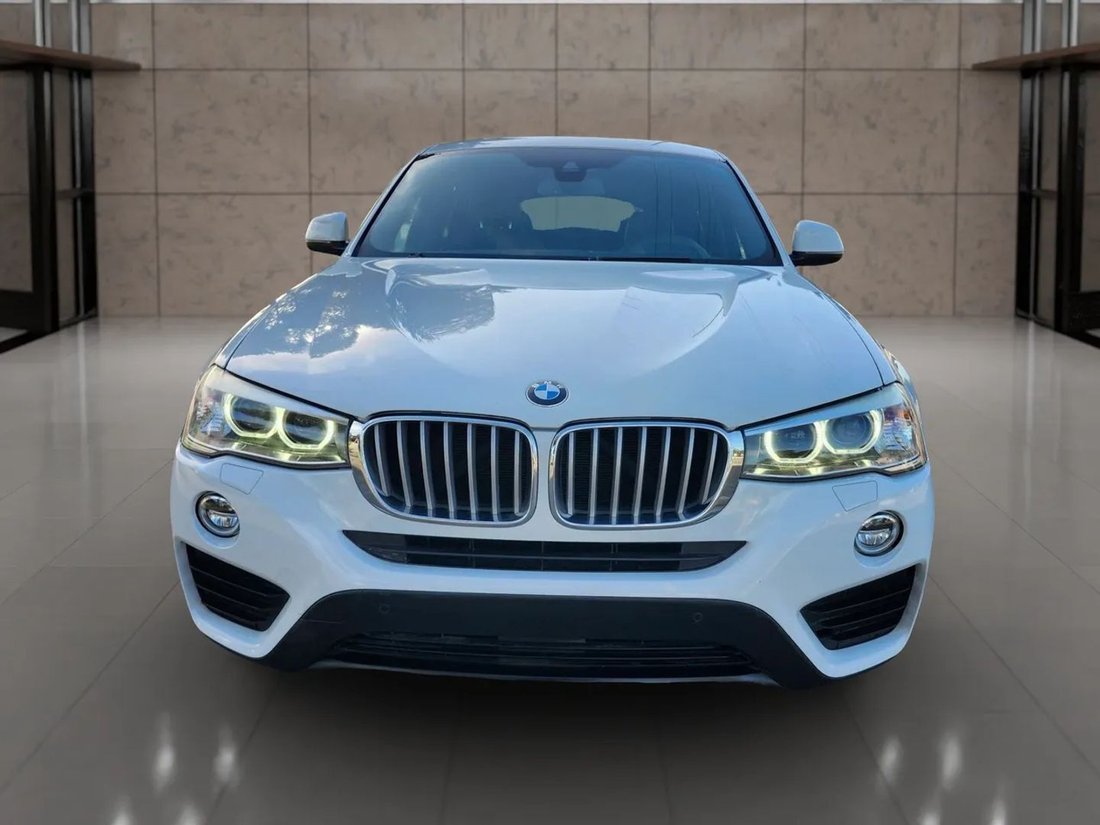 Suv in Fullerton, CA, United States 2 - 19129050