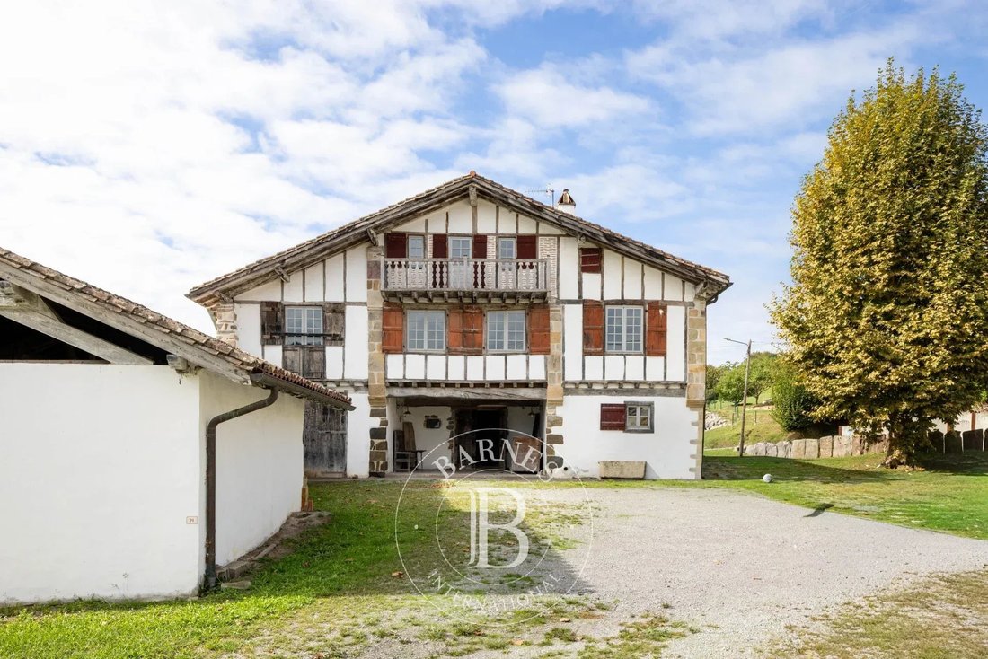 Casa a Saint-Pée-sur-Nivelle, Nuova Aquitania, Francia 1 - 19122694