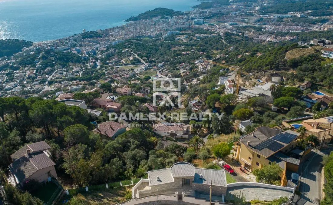 House in Lloret de Mar, Catalonia, Spain 4 - 12421174