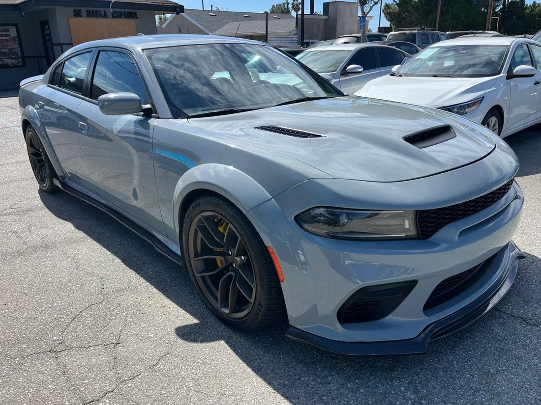 Sedan in Fontana, CA, United States 3 - 19129003