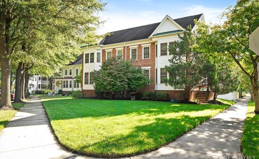 Townhouse in Robbinsville Township, New Jersey, United States 1