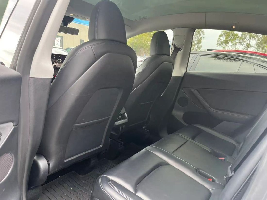 Suv in Costa Mesa, CA, United States 4 - 19132711