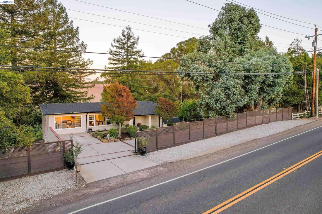 House in Hayward, California, United States 1 - 19125023