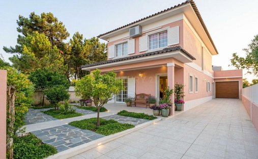 Villa in Sesimbra (Castelo), Setúbal Municipality, Portugal 1