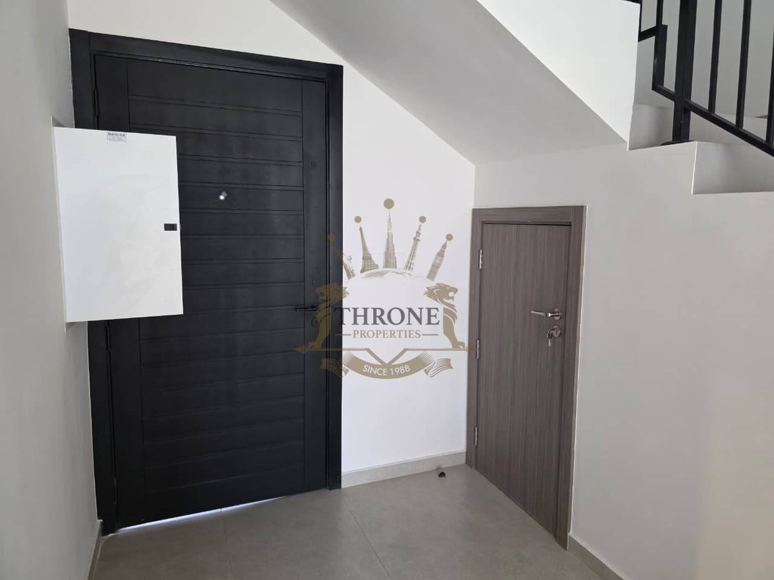 Townhouse in Damac Hills 2, Dubai, United Arab Emirates 3 - 19131010