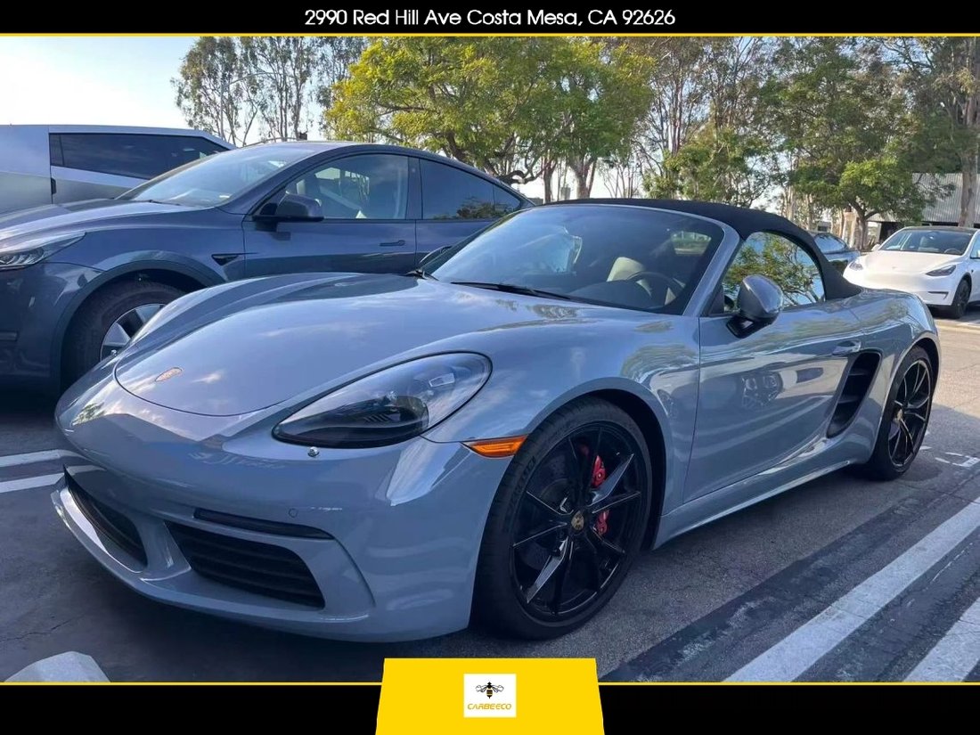 Cabriolet in Costa Mesa, CA, United States 1 - 19129722
