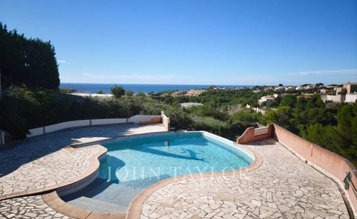 Villa in Le Village-L'Esperon, Sausset-les-Pins, Frankreich 1
