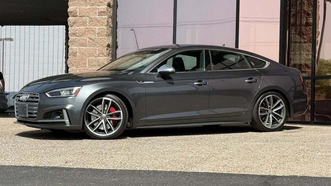 Sedan in Tucson, AZ, United States 3 - 19133808
