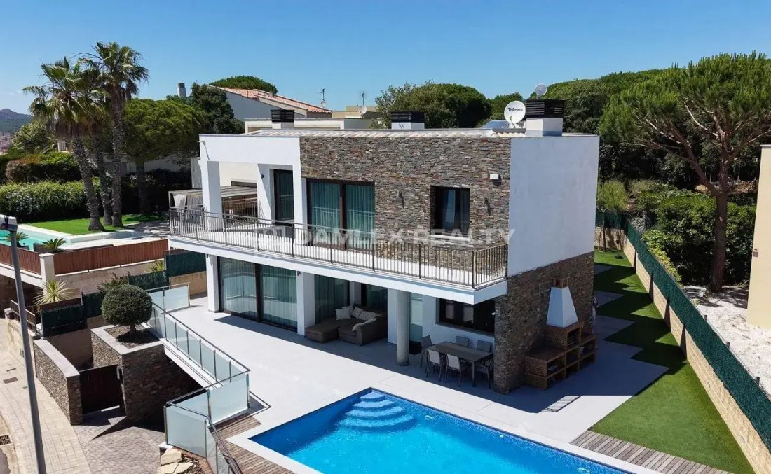 Maison à Sant Feliu de Guíxols, Catalogne, Espagne 4 - 18163646