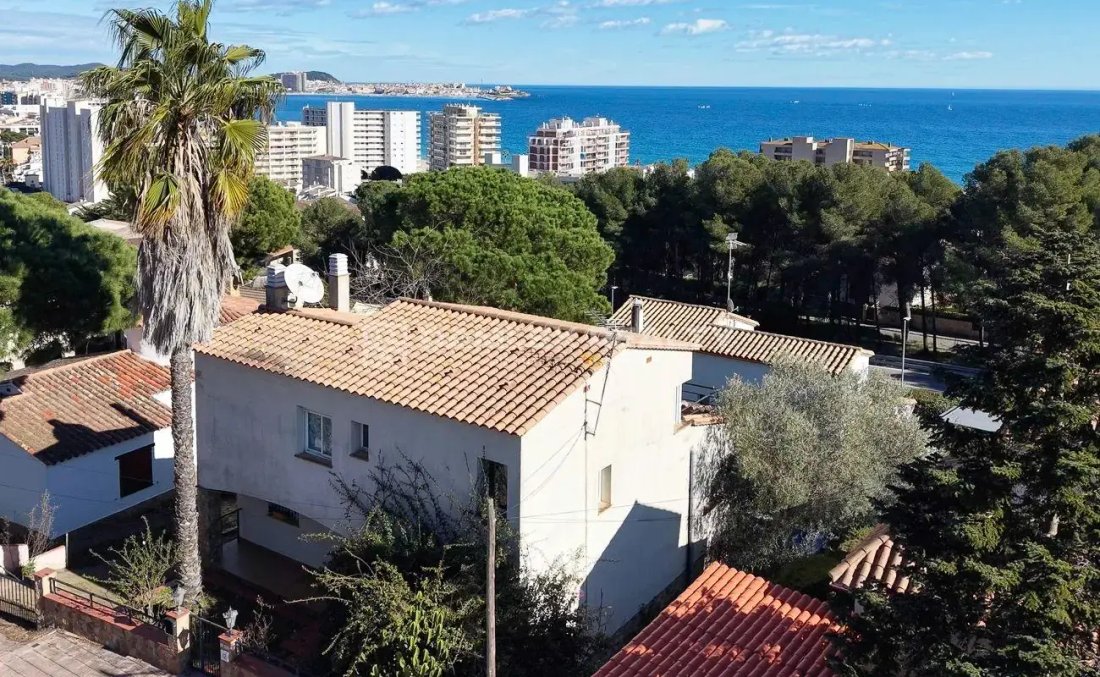 Haus in Calonge i Sant Antoni, Katalonien, Spanien 1 - 17235561