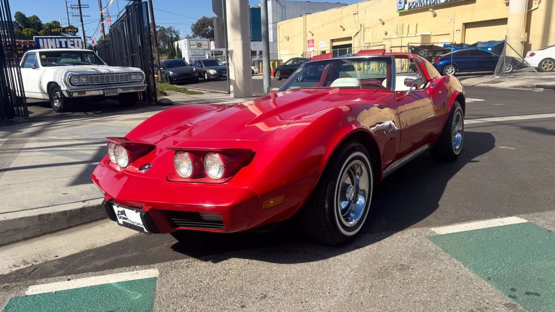 Coupe in Los Angeles, CA, United States 3 - 19134045