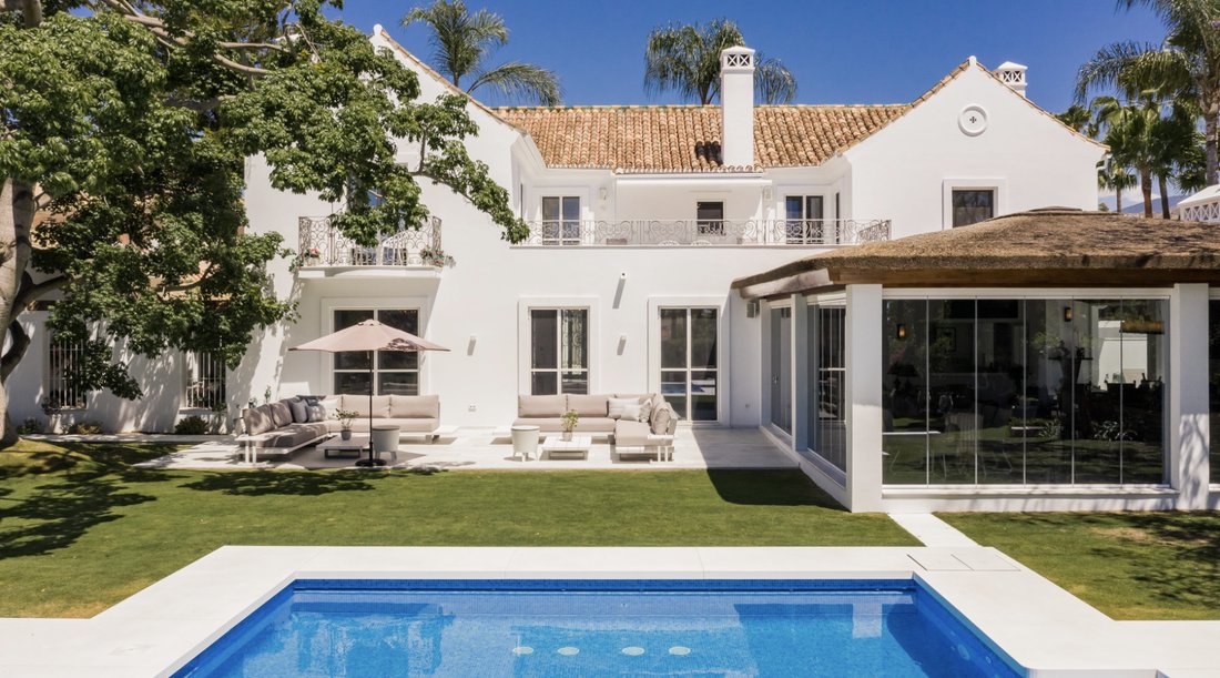 Villa in Nueva Andalucía, Marbella, Spanien 2 - 19129297