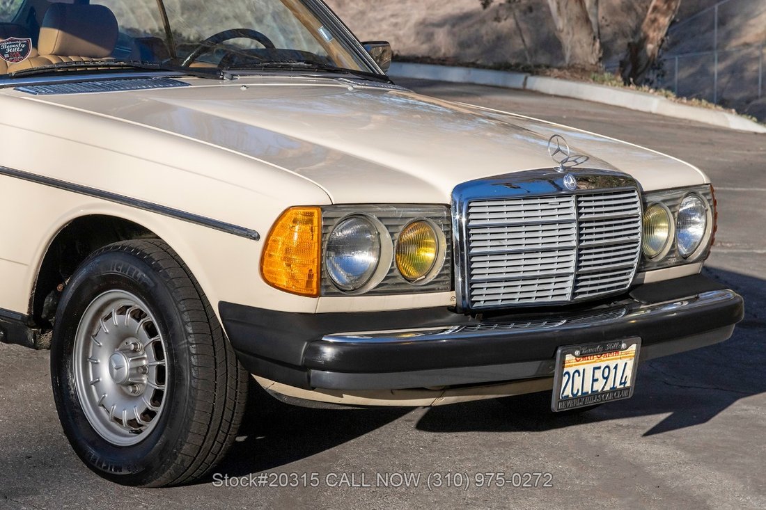 Mercedes-Benz 300CD in Los Angeles, CA 5 - 19129113