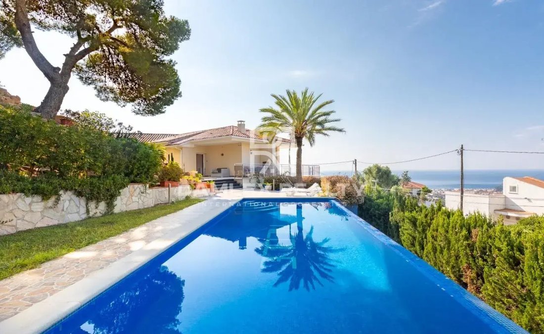 Haus in Lloret de Mar, Katalonien, Spanien 5 - 10731577