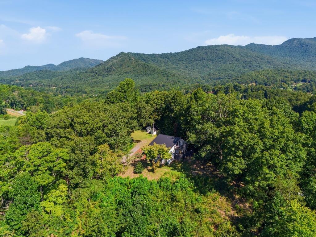 Casa en Hayesville, Carolina del Norte, Estados Unidos 1 - 19124038