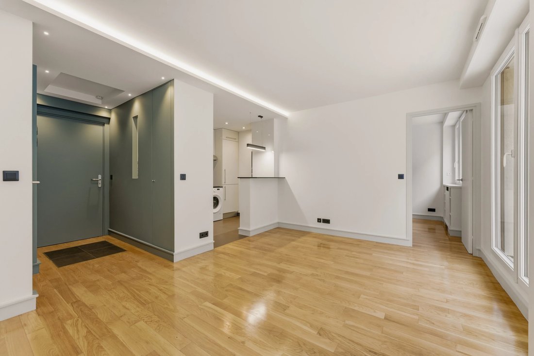 Apartment in Legendre-Lévis, Paris 17e Arrondissement, Paris 1 - 19121722