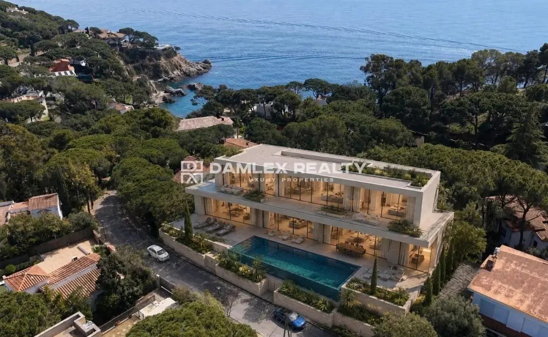Land in Lloret de Mar, Catalonia, Spain 1 - 19133125