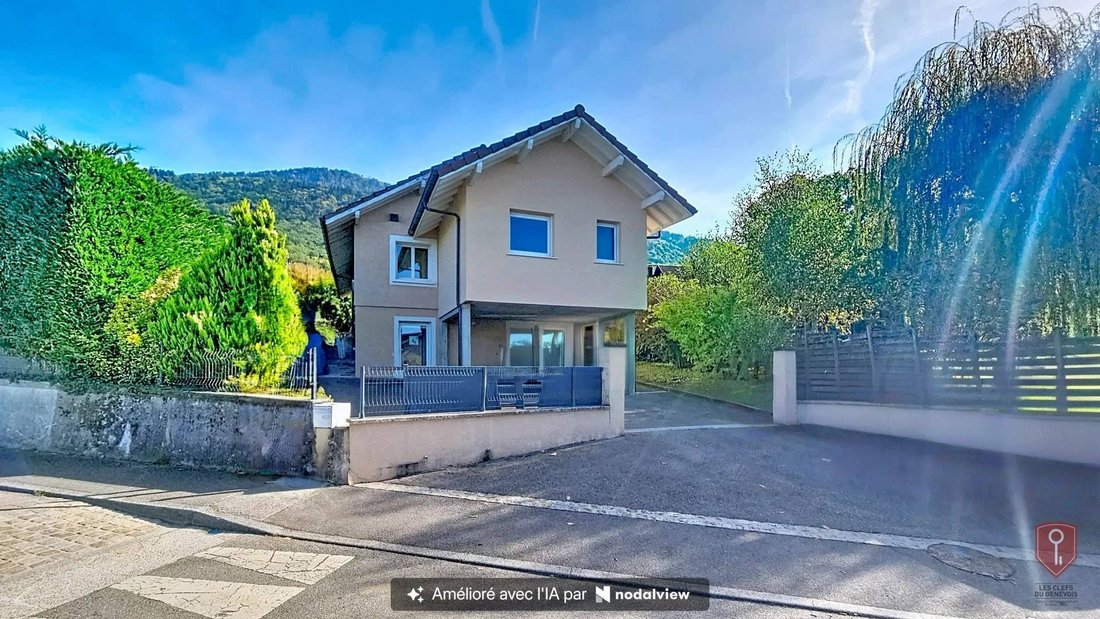 House in Saint-Cergues, Auvergne-Rhône-Alpes, France 3 - 16923274