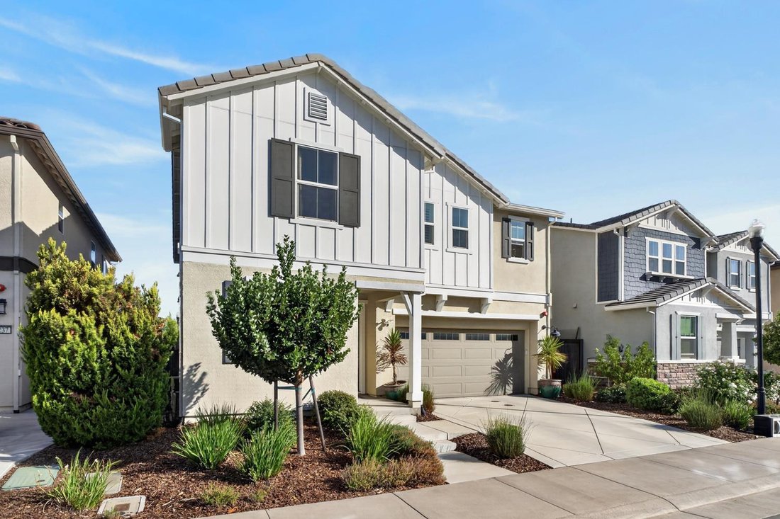 House in Elk Grove, California, United States 3 - 19123478