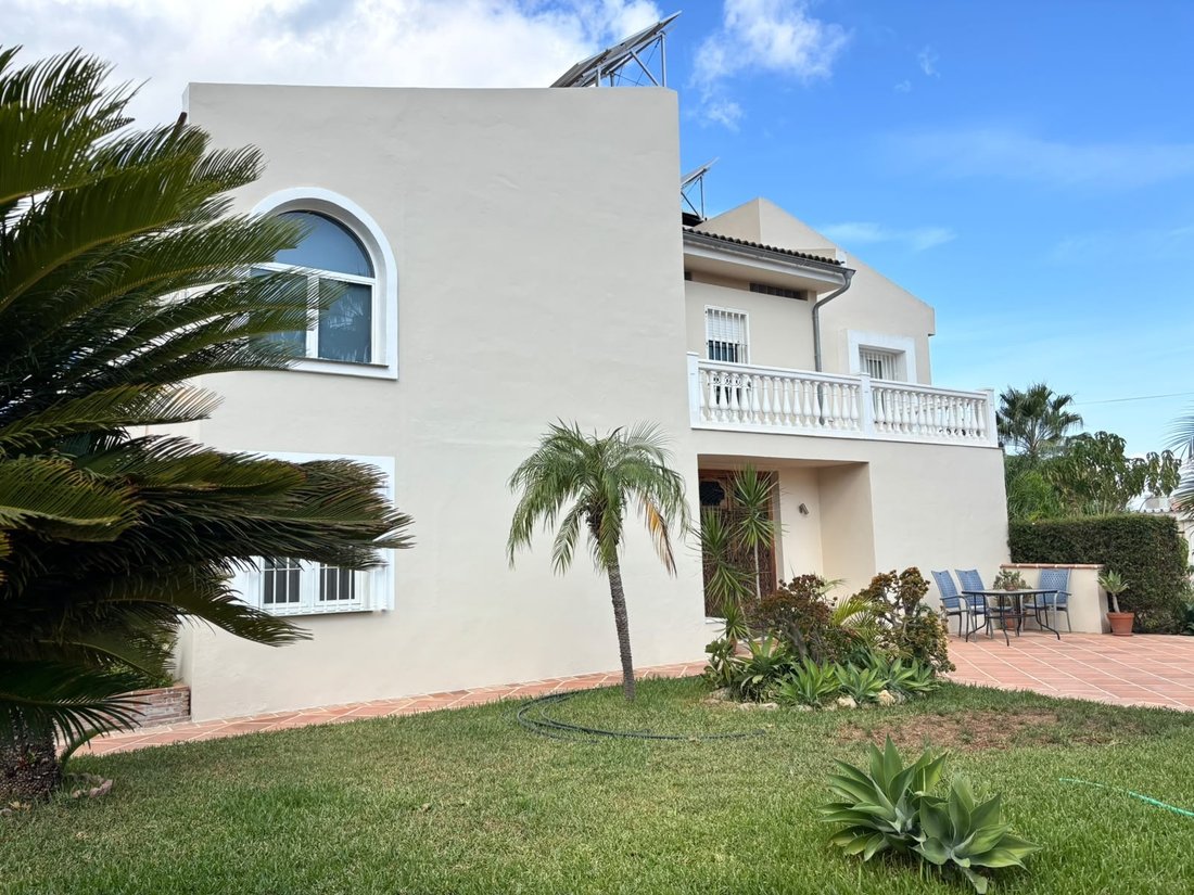 Villa in Alhaurín de la Torre, Andalusien, Spanien 3 - 19126108