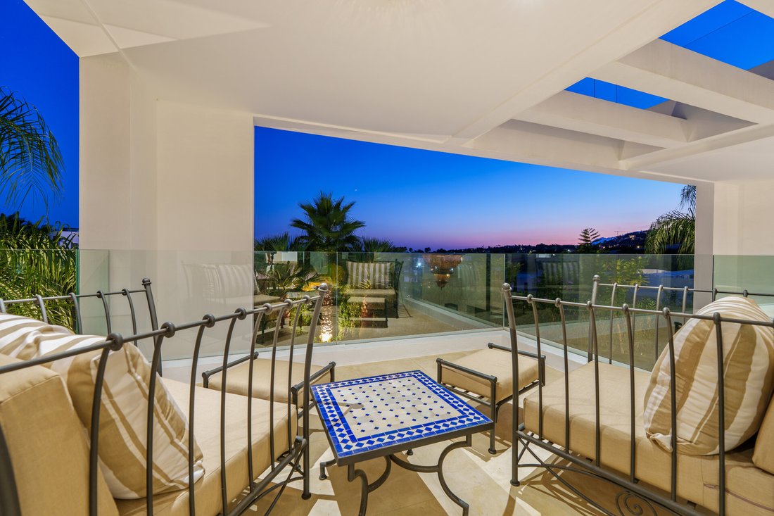Villa in Nueva Andalucia, Marbella, Spain 5 - 19133899