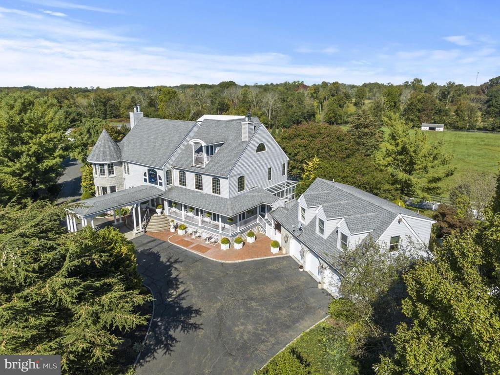 House in Upper Freehold, New Jersey, United States 1 - 19123379