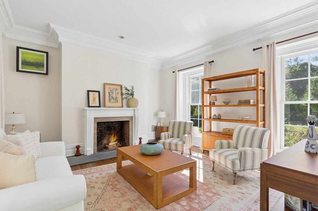 Sag Harbor, New York, United States 5 - 19132395