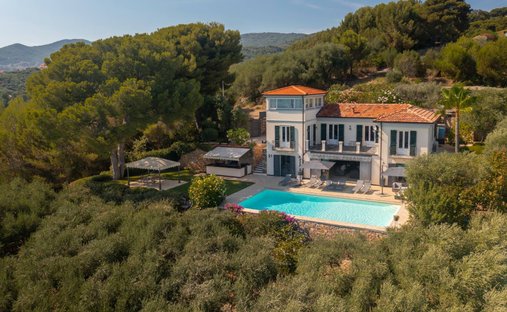 Villa a Diano Castello, Liguria, Italia 1