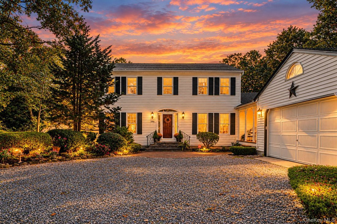 House in Medford, New York, United States 3 - 19126184