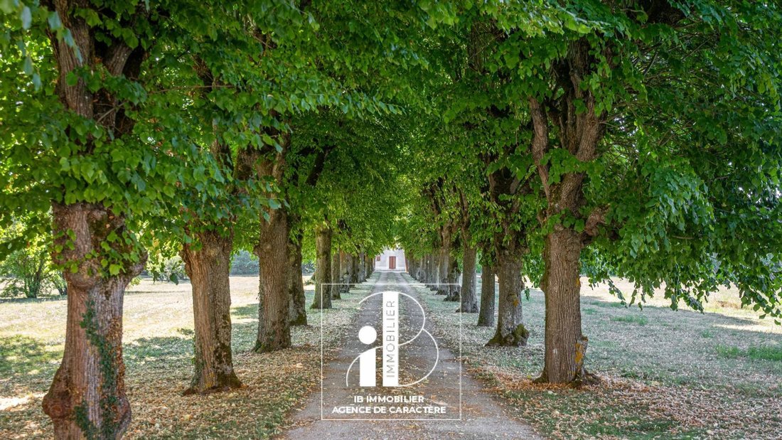 Finca en Fontainebleau, Isla de Francia, Francia 2 - 16327486