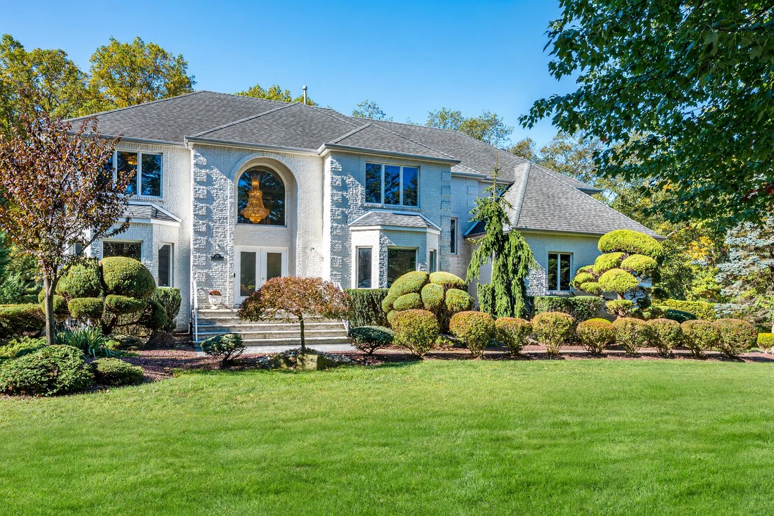 House in Marlboro Township, New Jersey, United States 3 - 19123758