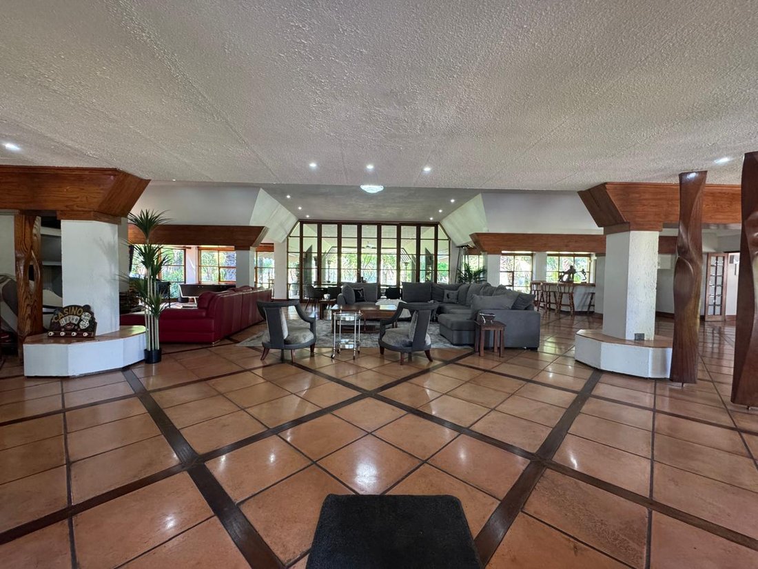 Estate in Vaal River, South Africa 5 - 19123540