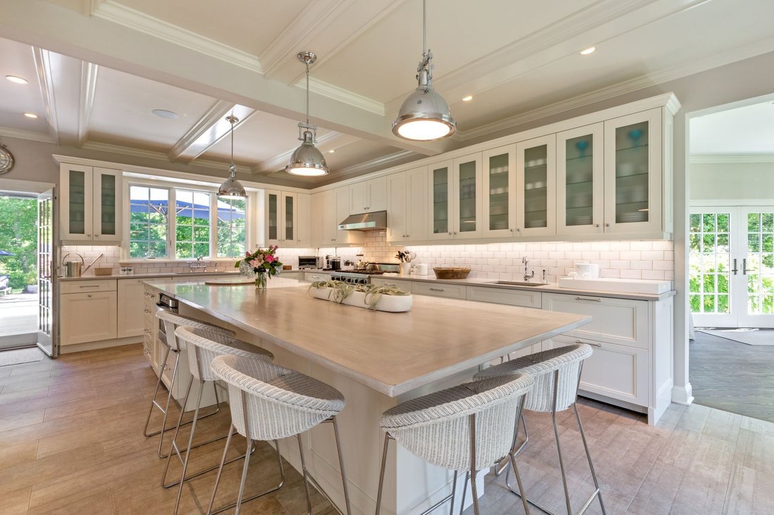 Bridgehampton, New York, United States 5 - 19126412