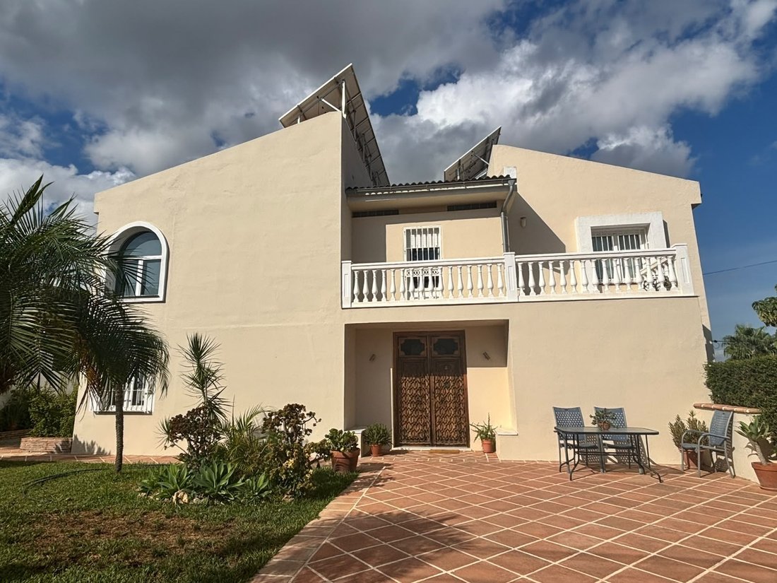 Villa in Alhaurín de la Torre, Andalusien, Spanien 1 - 19126108