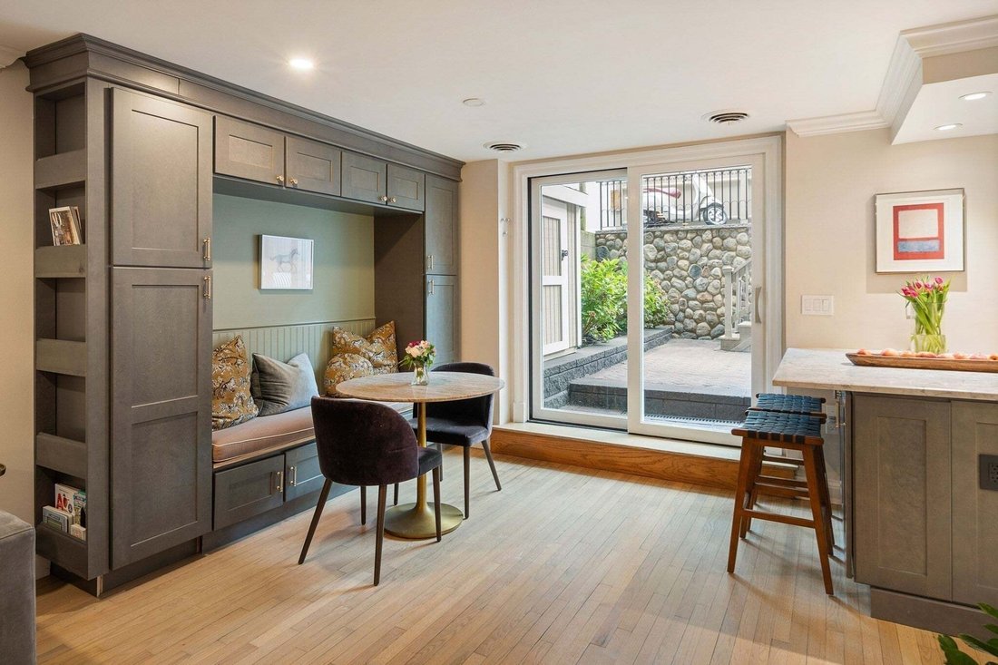 Condo in Boston, Massachusetts, United States 1 - 19135273