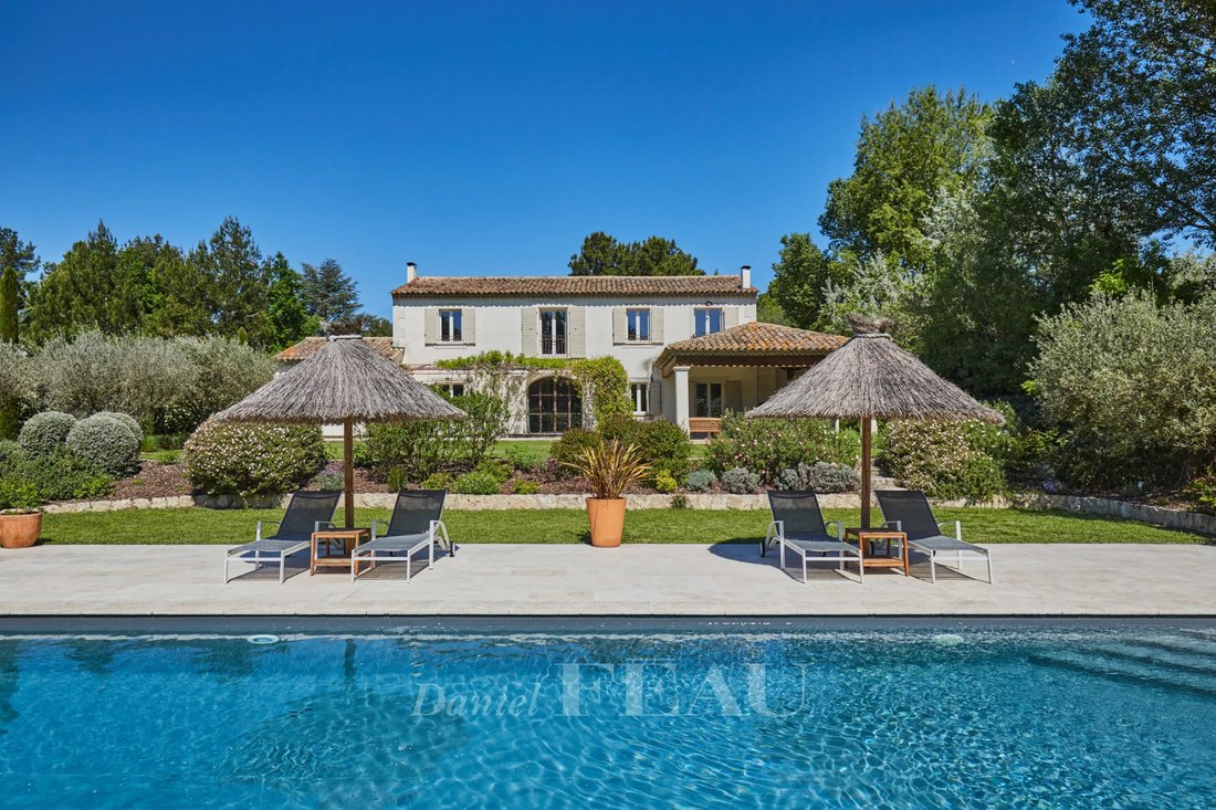 Casa en Saint-Remy-de-Provence, Provenza-Alpes-Costa Azul, Francia 1 - 15566597
