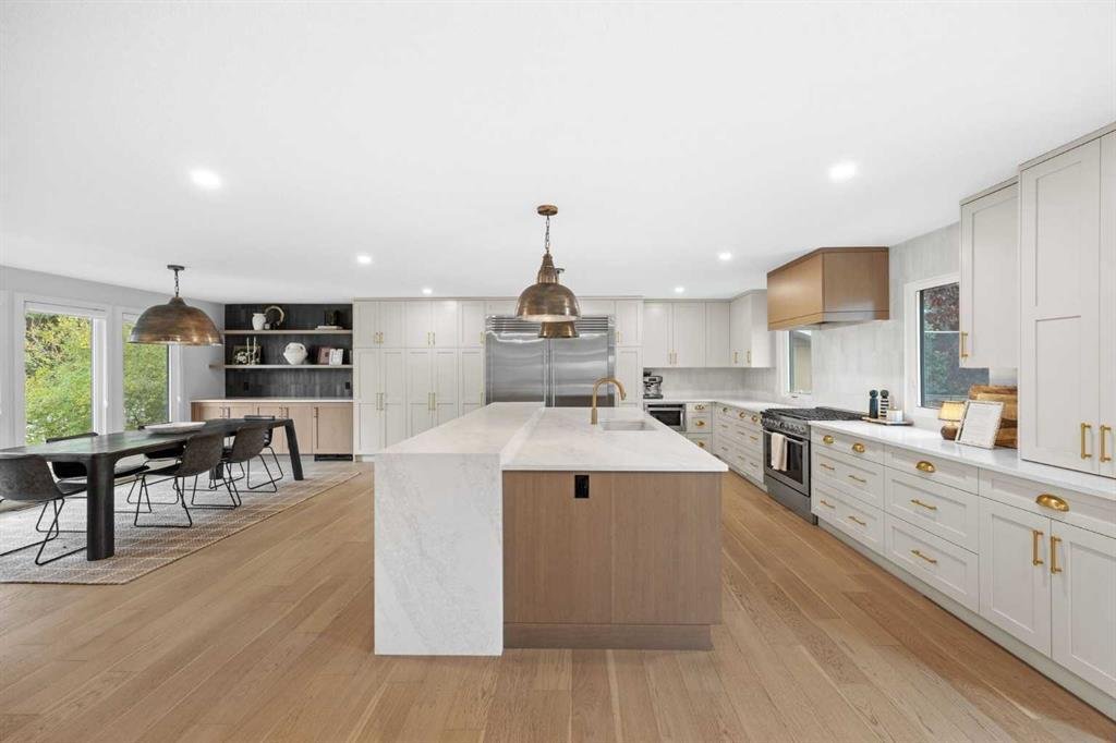 House in Calgary, Alberta, Canada 5 - 19127810
