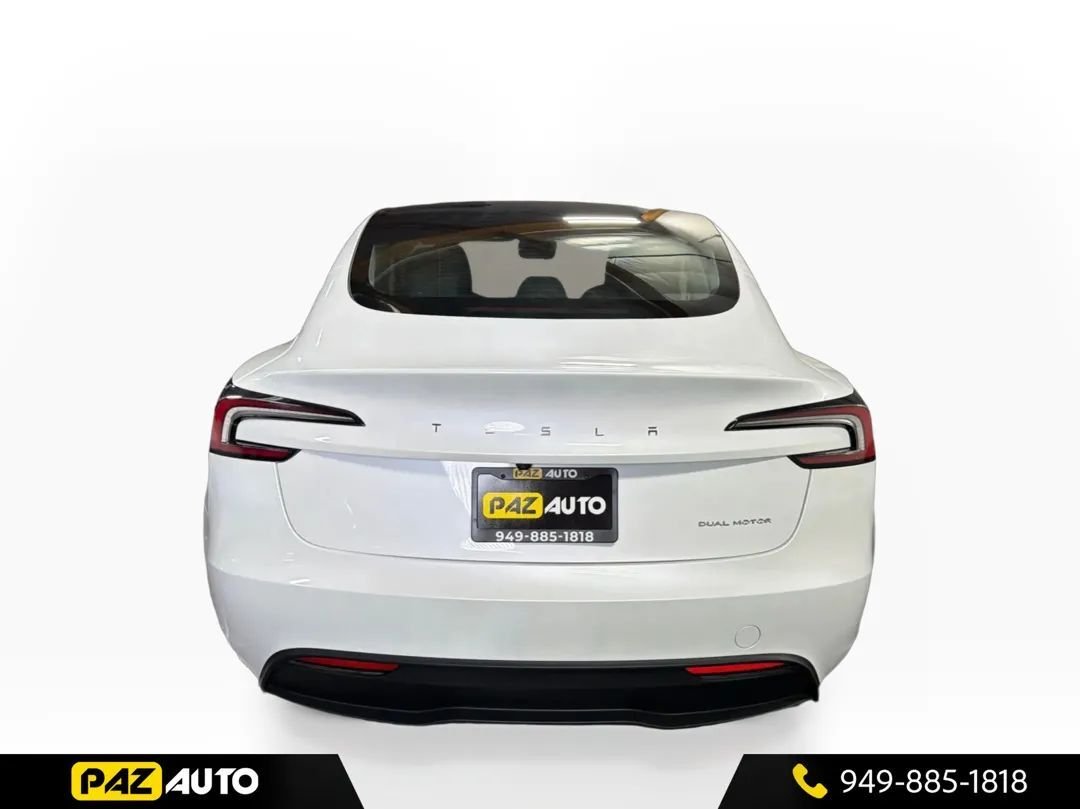 Sedan in Laguna Hills, CA, United States 4 - 19108336
