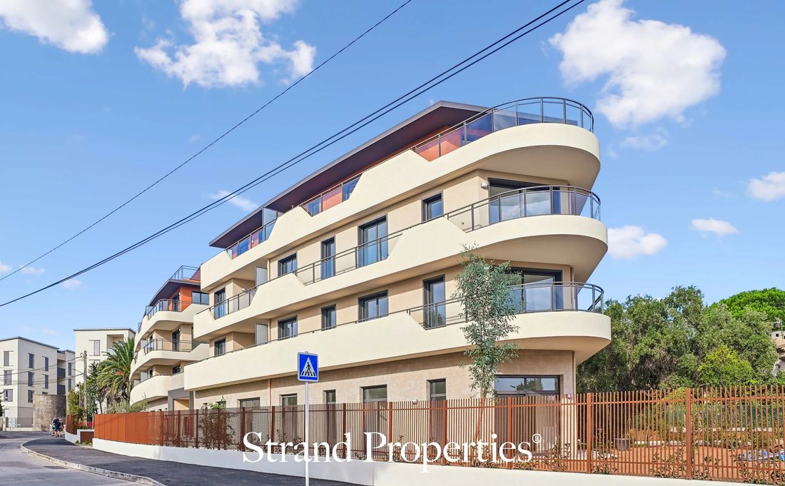 Apartamento en Antibes, Provenza-Alpes-Costa Azul, Francia 4 - 19131745