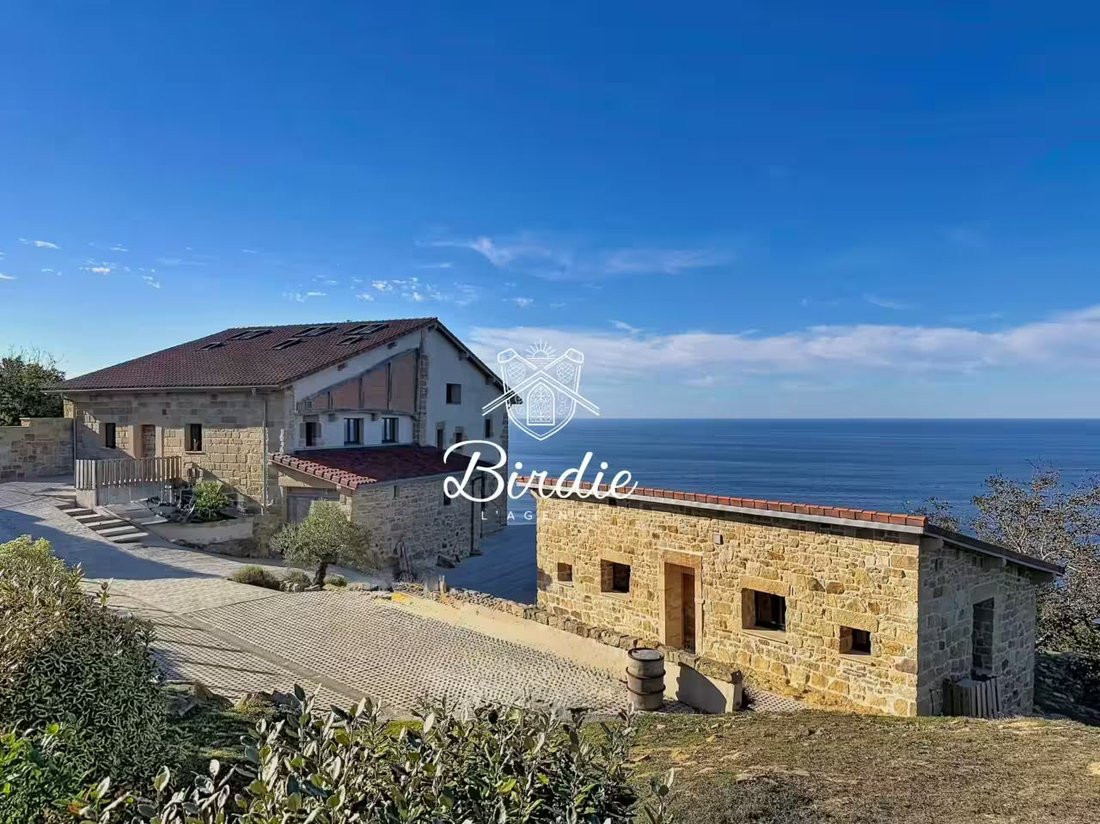 Villa in Mendebaldea, Donostia-San Sebastián, Spanien 1 - 19133761