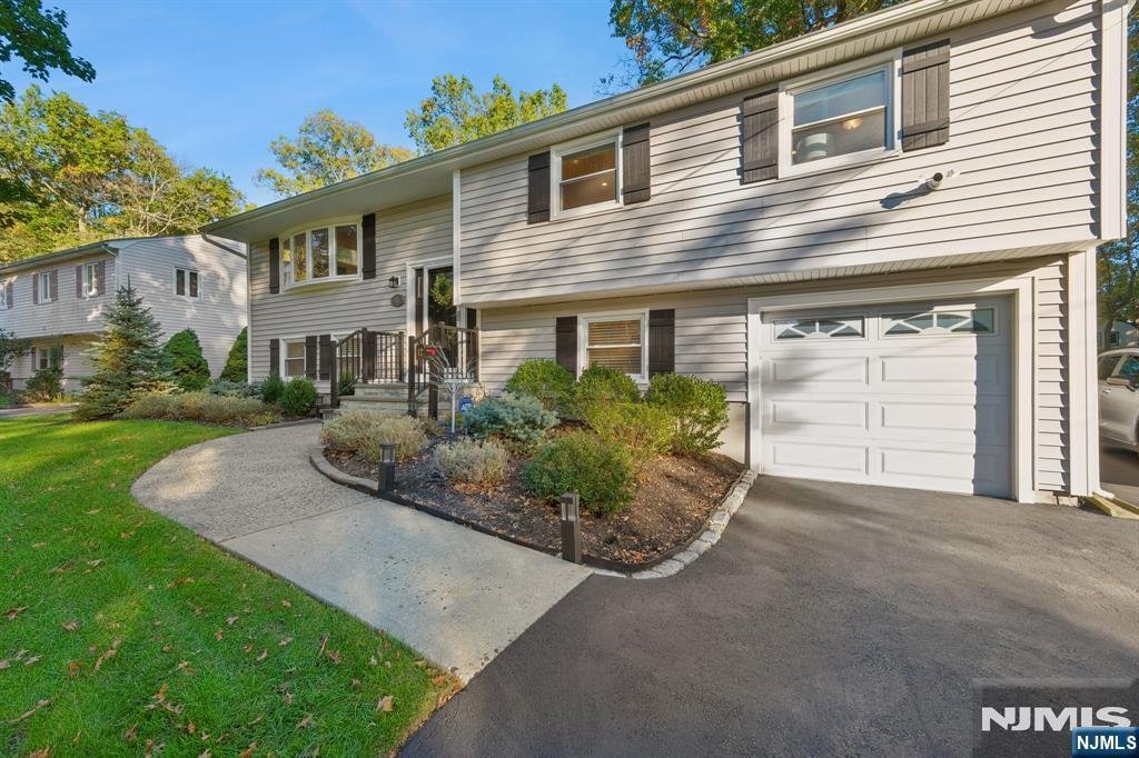 House in Livingston, New Jersey, United States 4 - 19126985