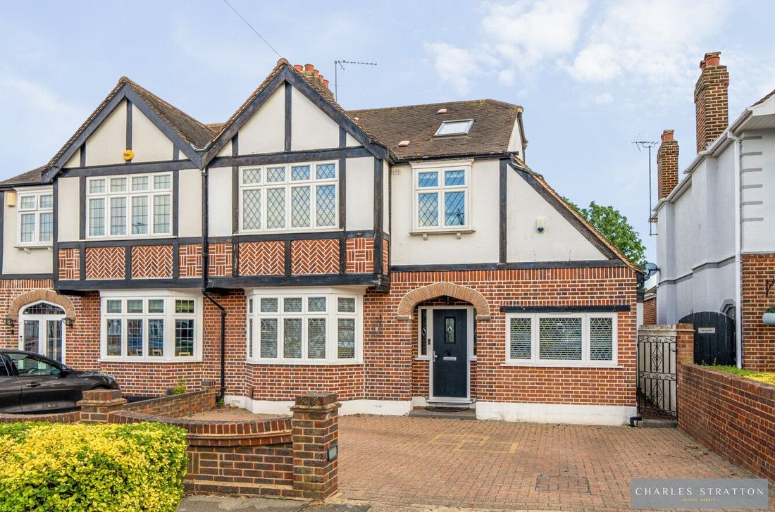 Haus in Gidea Park, Romford, England 1 - 19130846